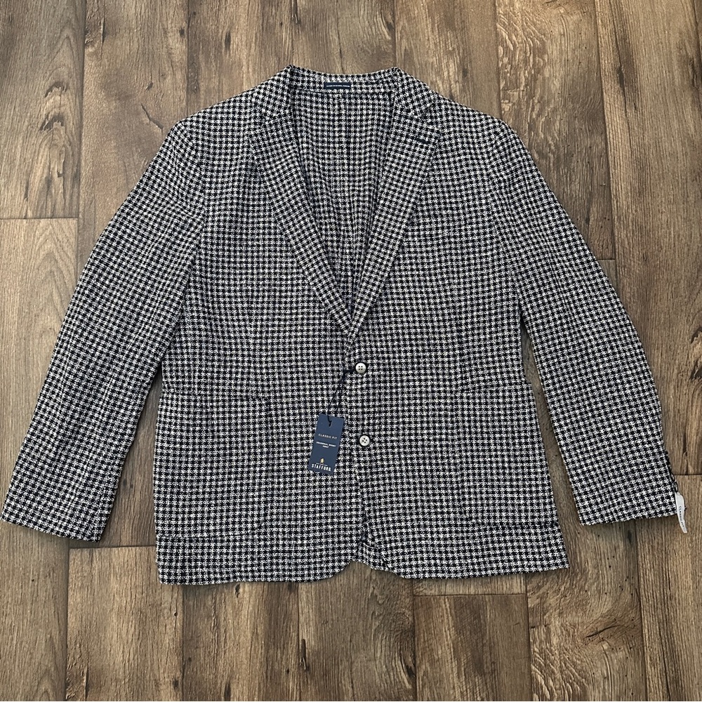 Stafford Classic Fit Sport Coat Blazer Jacket Sz 46S White Black With Navy Knit